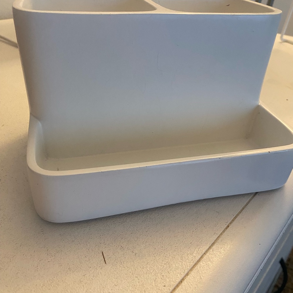 White Bathroom Organizer